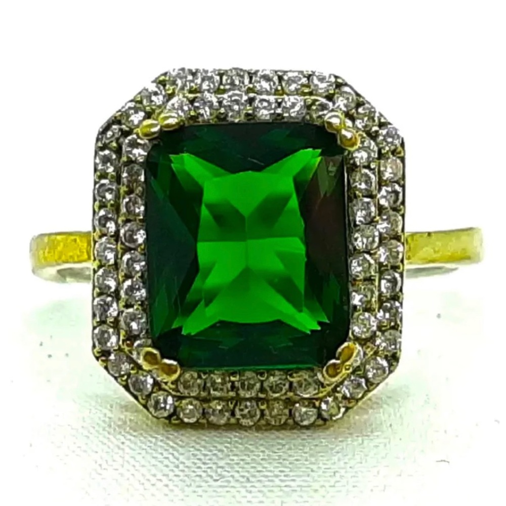 New Stunning Genuine 6.25ctw Diamonds & Emerald Ring Size: 9!